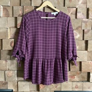 Mimi + Daphne Tie sleeve blouse